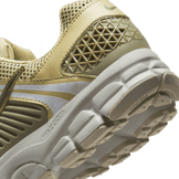 Nike Zoom Vomero 5 Neutral Olive Angle 5