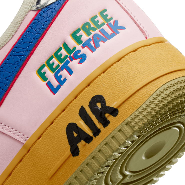 Nike Air Force 1 Low Feel Free, Let’s Talk Angle 5