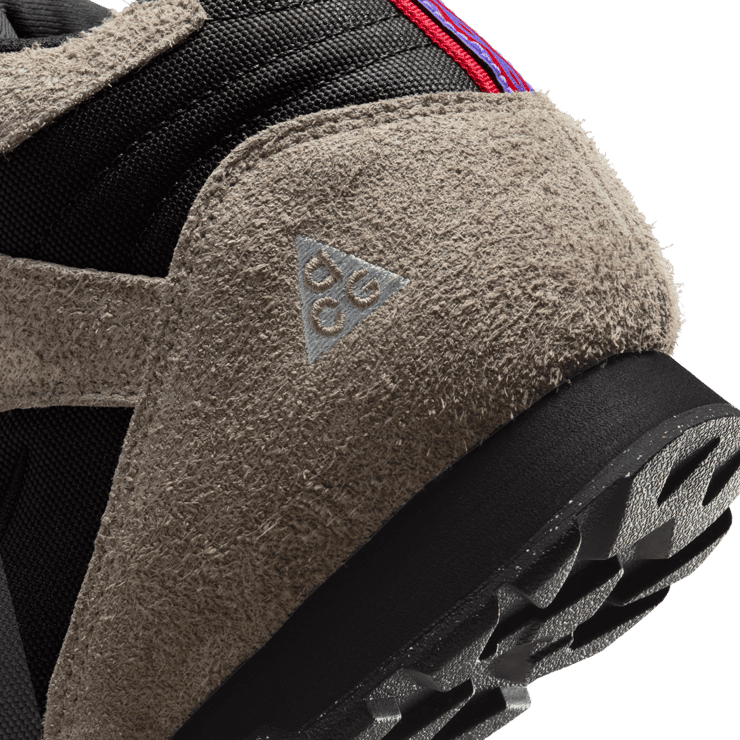 Nike ACG Torre Mid WP Olive Grey Angle 5