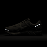 Nike Zoom Vomero 5 Valentine's Day (W) Angle 10