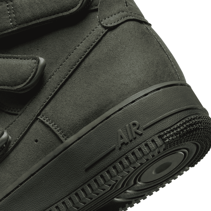 Nike Air Force 1 High Billie Eilish Sequoia (W) Angle 5