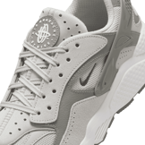 Nike Air Huarache Runner 'Light Iron Ore' Angle 5