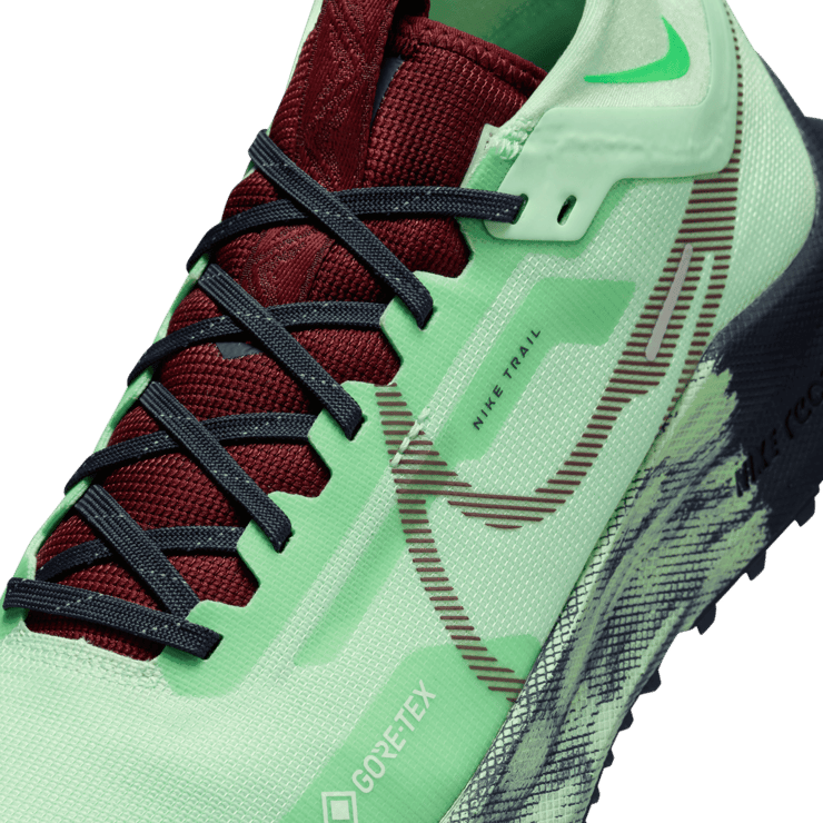 Nike React Pegasus Trail 4 GORE-TEX 'Vapor Green Dark Thunder Blue' (W) Angle 4