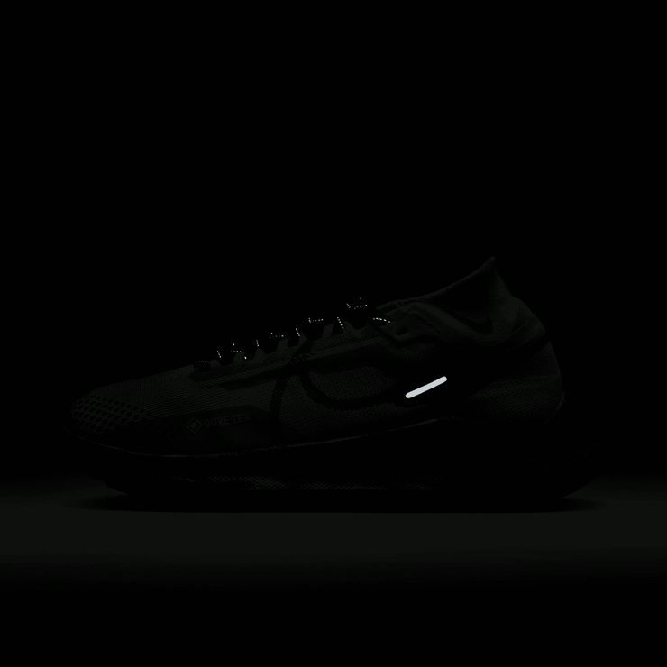 Nike React Pegasus Trail 4 GORE-TEX 'Vapor Green Dark Thunder Blue' (W) Angle 7