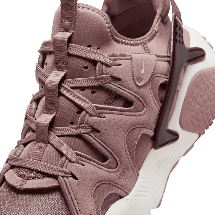 Nike Air Huarache Craft Angle 5