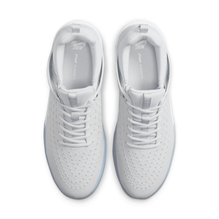 Nike SB Zoom Nyjah 3 Skate Angle 1