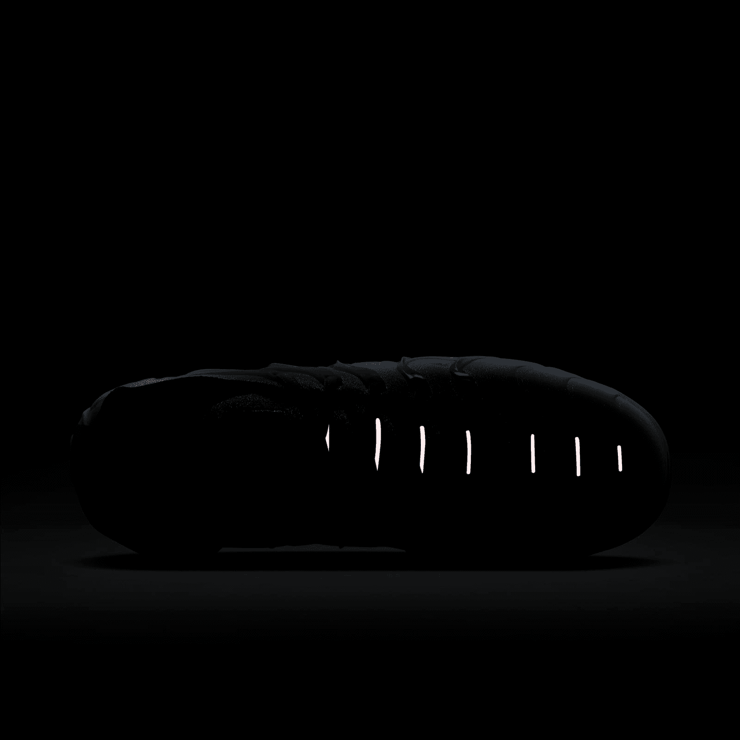 Nike Air VaporMax Plus 'Chicago' Angle 4