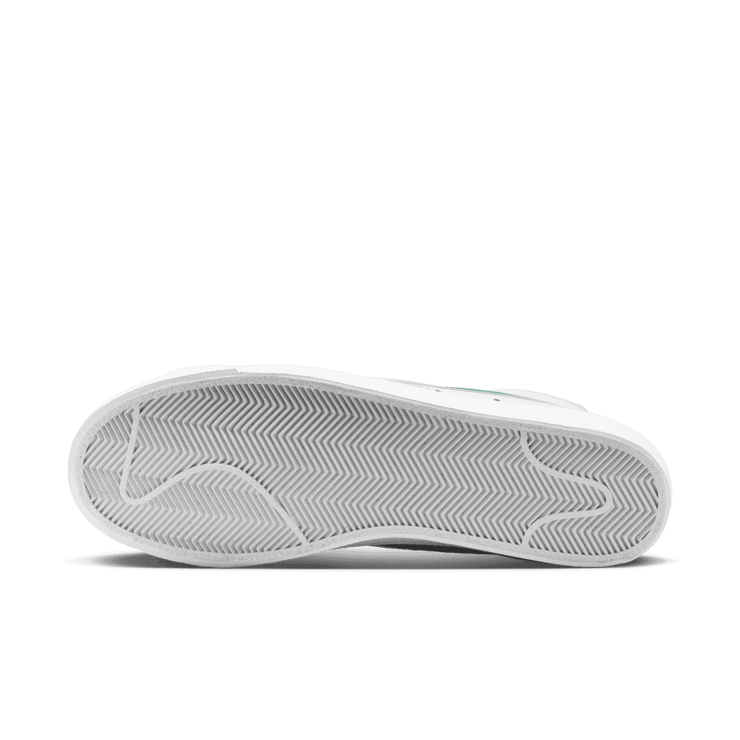 Nike Blazer Mid '77 Vintage Angle 0