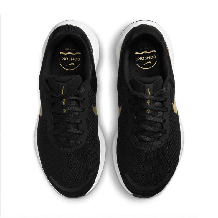 Nike Revolution 7 Wide 'Black Metallic Gold' (W) Angle 1