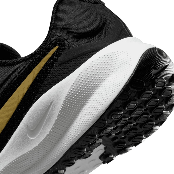 Nike Revolution 7 Wide 'Black Metallic Gold' (W) Angle 5