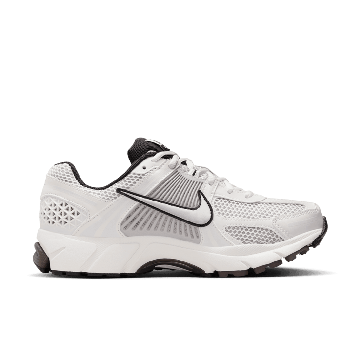 Nike Zoom Vomero 5 Phantom Light Iron Ore (W) Angle 1