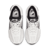 Nike Zoom Vomero 5 Phantom Light Iron Ore (W) Angle 2