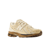 New Balance 1906R Randomevent Sweetness of Kin Angle 2