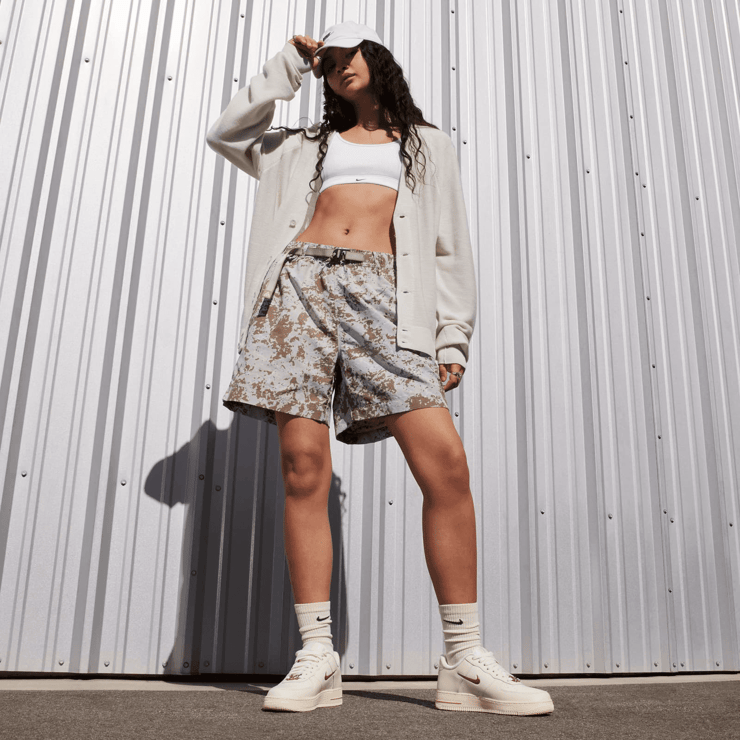 Nike Air Force 1 '07 SE 'Dance - Playful Pink' (W) Angle 8