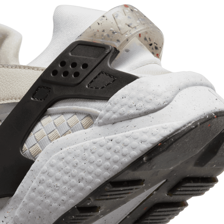 Nike Air Huarache Crater Premium Light Bone White Angle 5