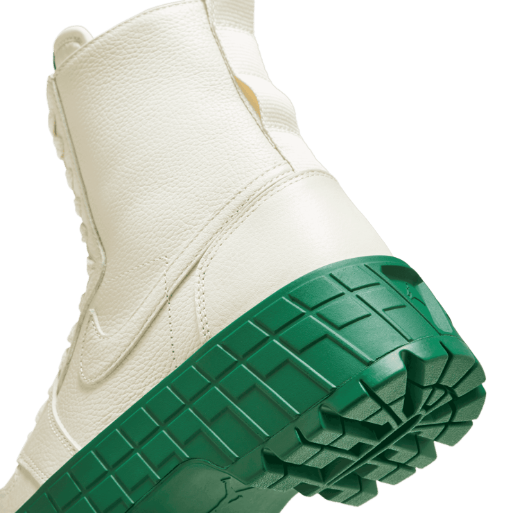 Air Jordan 1 Brooklyn Coconut Milk Pine Green (W) Angle 5