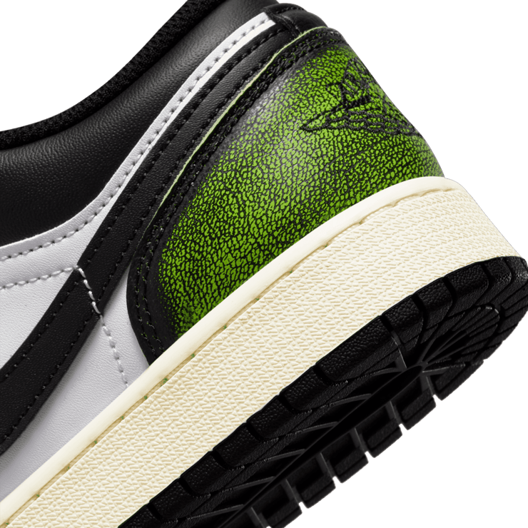 Jordan 1 Low Wear Away Green (GS) Angle 5