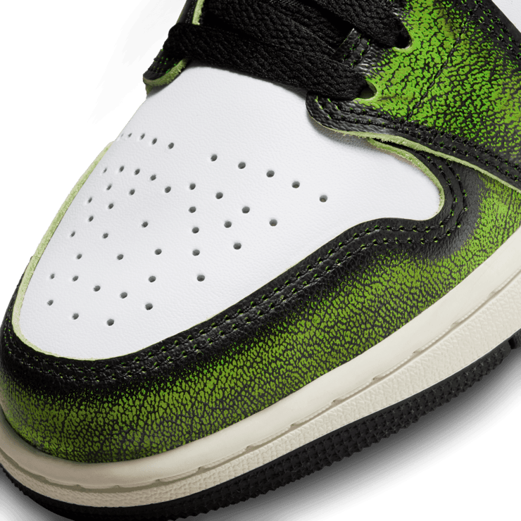 Jordan 1 Low Wear Away Green Angle 4