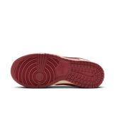 Nike Dunk Low Valentine’s Day (W) Angle 0