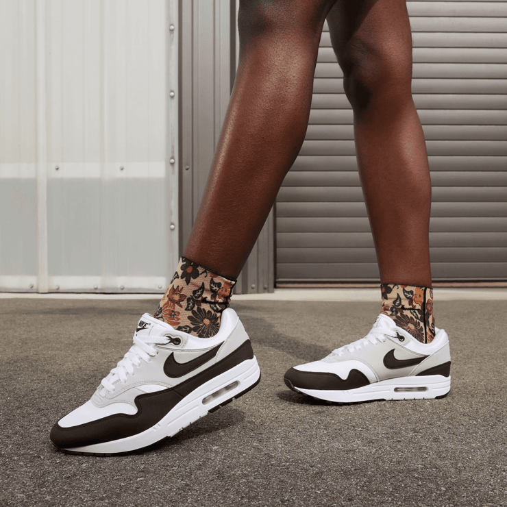 Nike Air Max 1 Baroque Brown (W) Angle 0