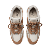 New Balance 991v2 Made in UK Coco Mocca Angle 1