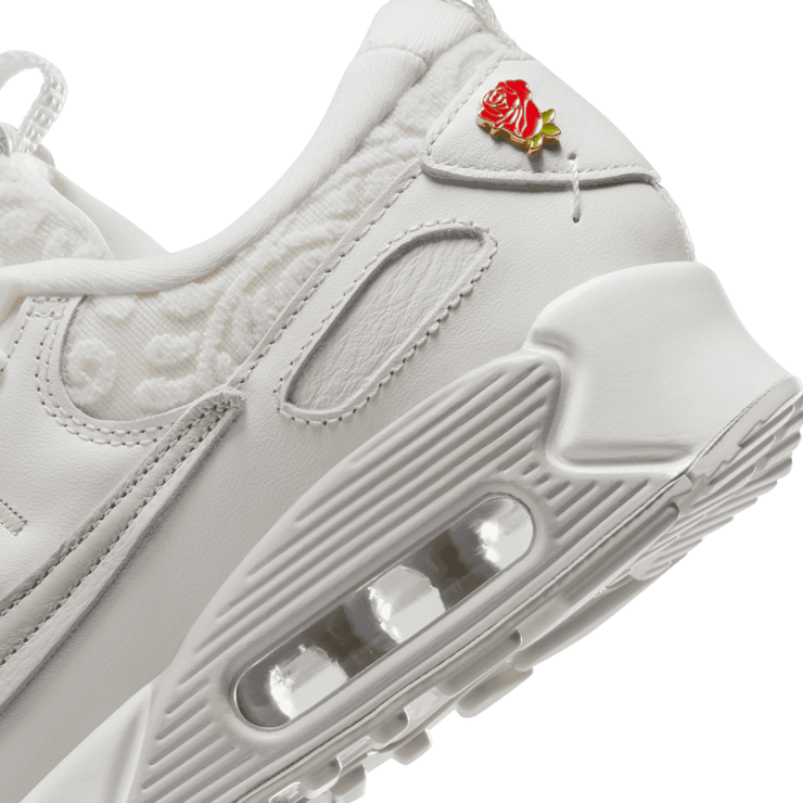 Nike Air Max 90 Futura Give Her Flowers (W) Angle 6