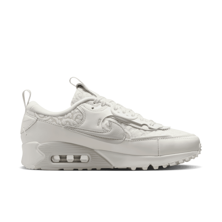 Nike Air Max 90 Futura Give Her Flowers (W) Angle 1