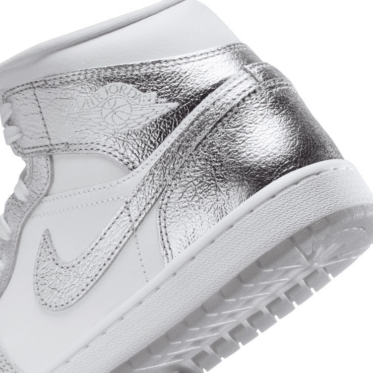 Air Jordan 1 Mid SE Metallic Silver (W) Angle 5