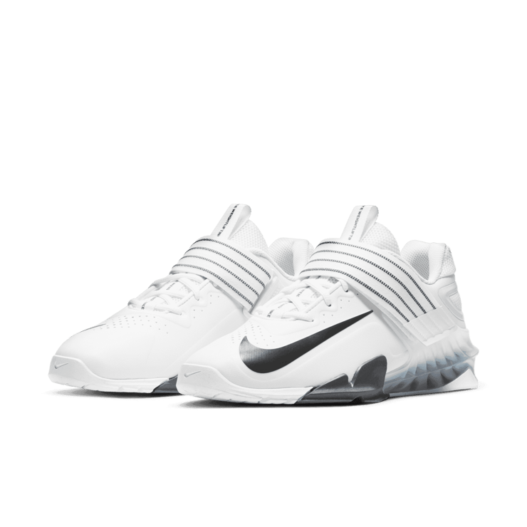 Nike Savaleos 'White Black' Angle 2
