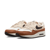 Nike Air Max 1 '87 1 & Done (W) Angle 2