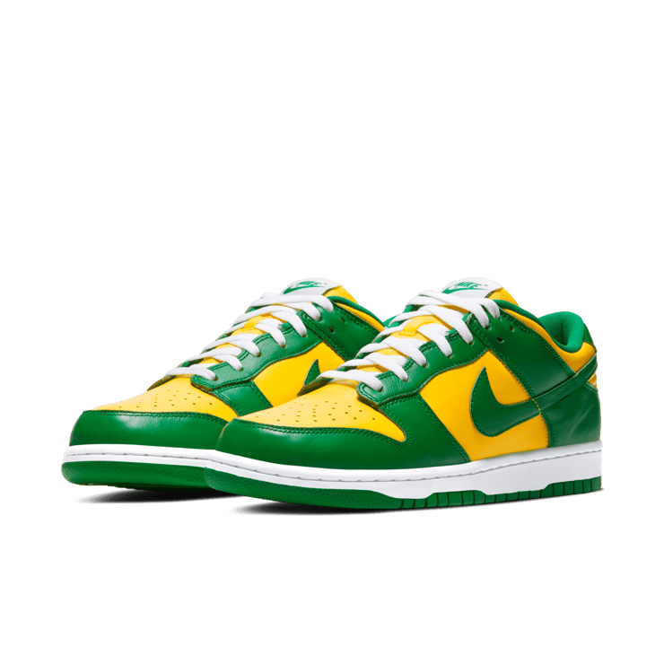 Nike Dunk Low SP Brazil (2024) Angle 2