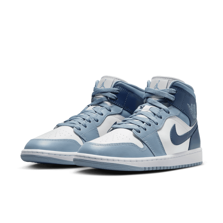 Air Jordan 1 Mid Diffused Blue (W) Angle 2