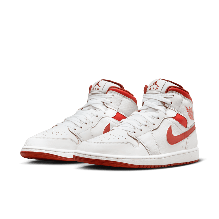 Air Jordan 1 Mid SE Dune Red Angle 2