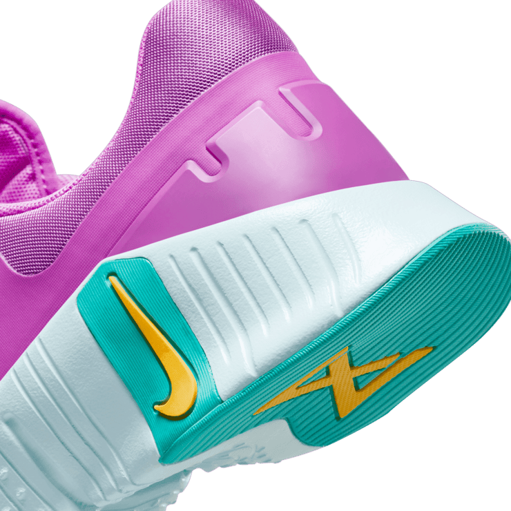 Nike Free Metcon 5 'Hyper Violet' (W) Angle 6