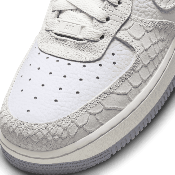 Nike Air Force 1 Low White Python (W) Angle 4