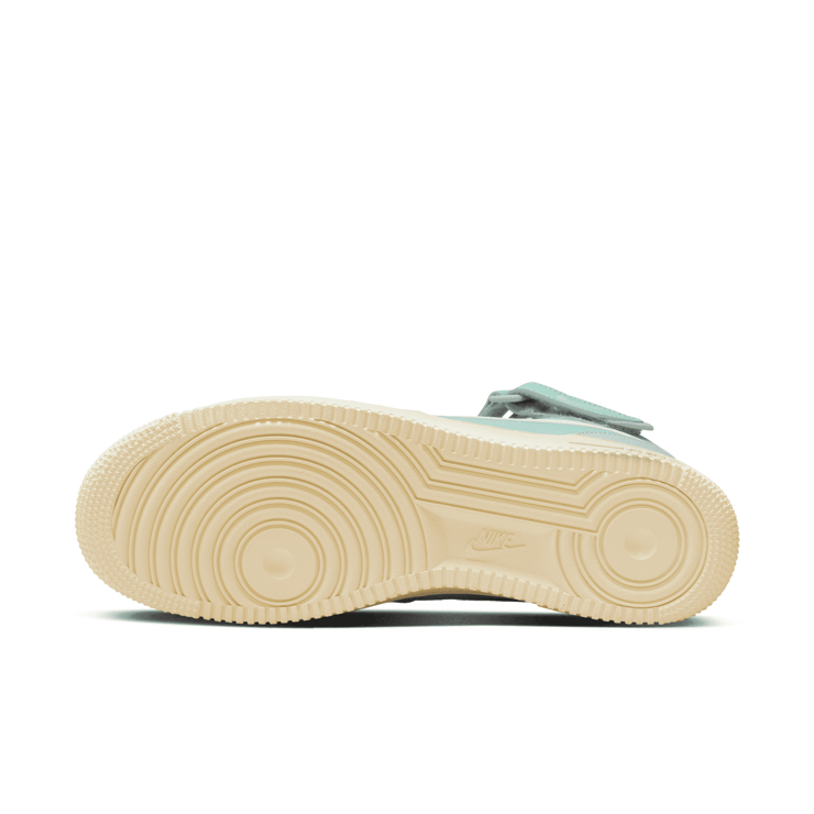 Nike Air Force 1 Mid Certified Fresh Grey Fog Enamel Green Angle 0