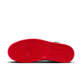 Air Jordan 1 Hi FlyEase Angle 0