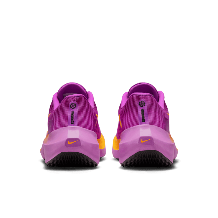 Nike Zoom Fly 5 Road Angle 3