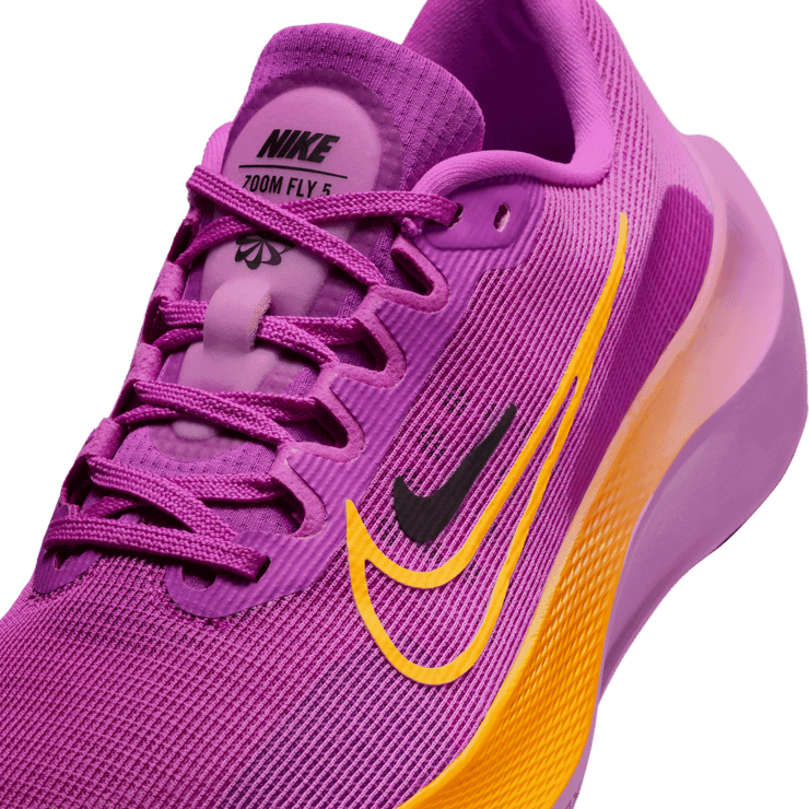Nike Zoom Fly 5 Road Angle 4