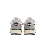 New Balance 990v4 Made in USA Grey Black Angle 1