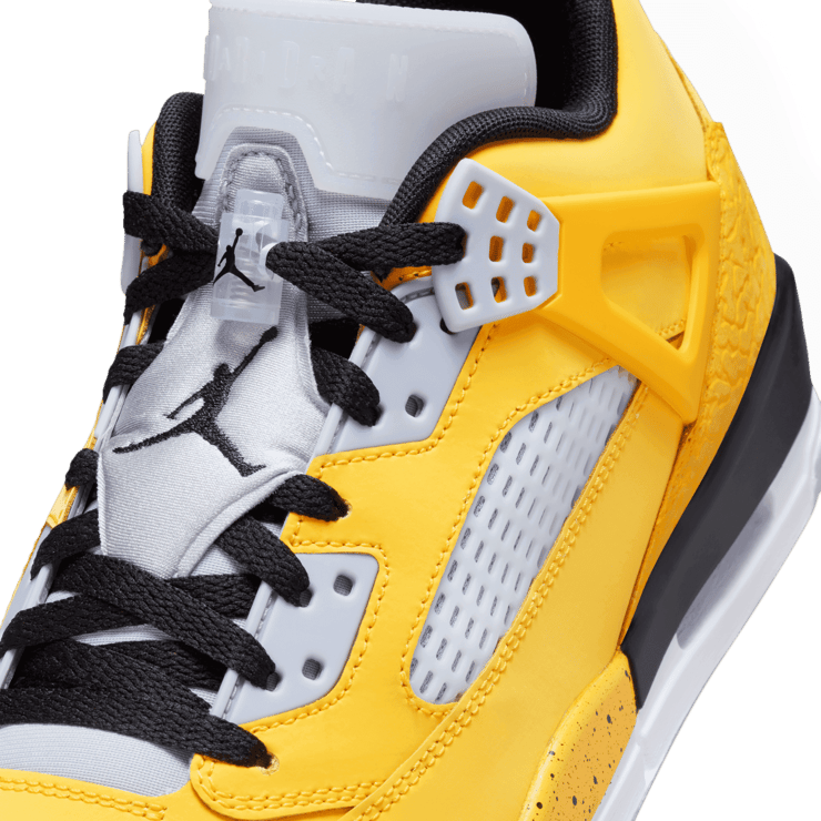 Jordan Spizike Low Premium Lightning Angle 4