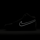 Nike Dunk High SOULGOODS 90s Angle 8