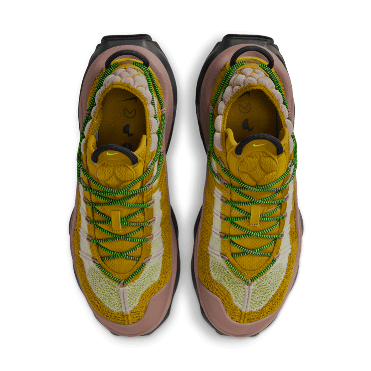 Nike Air Max Flyknit Venture Bronzine (W) Angle 1