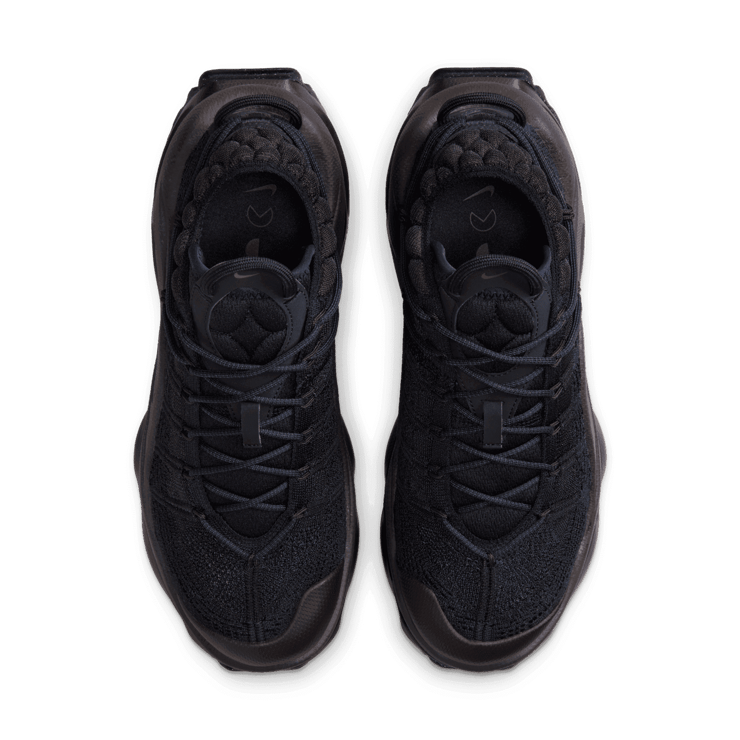 Nike Air Max Flyknit Venture Black (W) Angle 1