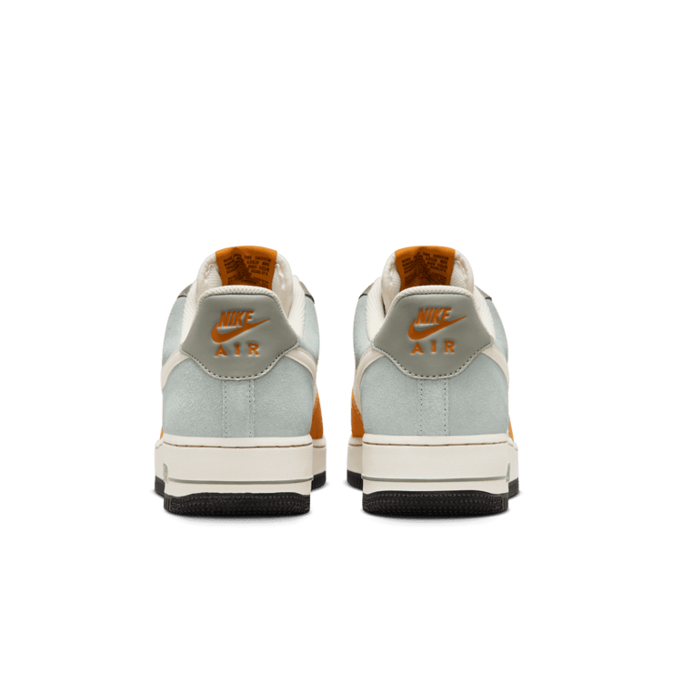 Nike Air Force 1 '07 LV8 Angle 3