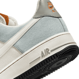 Nike Air Force 1 '07 LV8 Angle 5