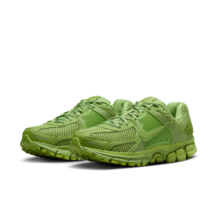 Nike Zoom Vomero 5 Chlorophyll Angle 2