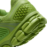 Nike Zoom Vomero 5 Chlorophyll Angle 5