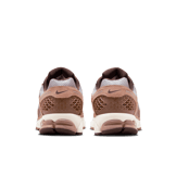 Nike Zoom Vomero 5 Dusted Clay Angle 3