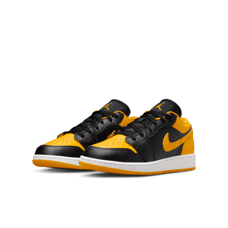 Jordan 1 Low Yellow Ochre (GS) Angle 2